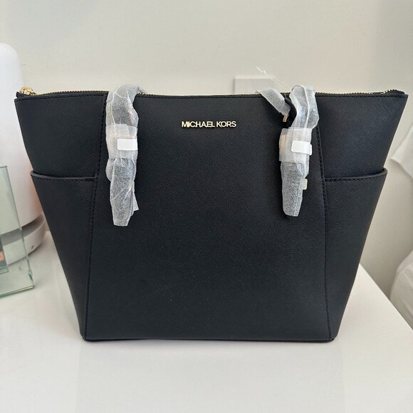 Michael Kors Black Bag - Picture 1 of 2